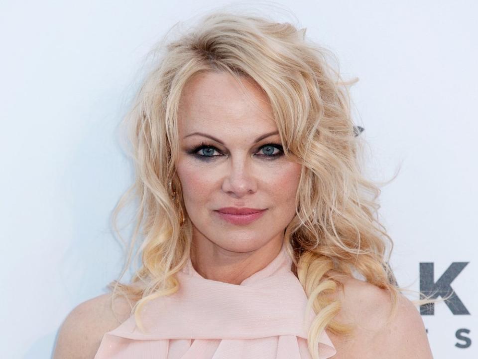 Pamela Anderson hat sich von ihrem Ehemann getrennt. (Bild: Andrea Raffin/Shutterstock.com)