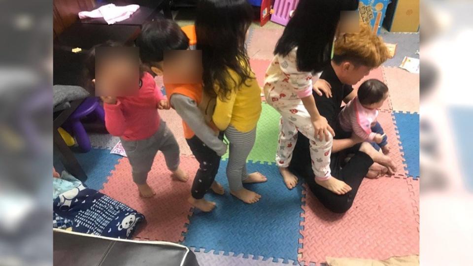 台中27歲女子同樣有5個小孩，5寶爸爭議讓她怒了。（圖／翻攝自爆怨公社）