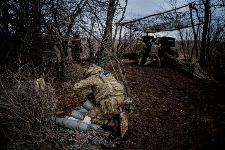 Fuerzas ucranianas en las líneas del frente den Bakhmut. (Dimitar DILKOFF / AFP)