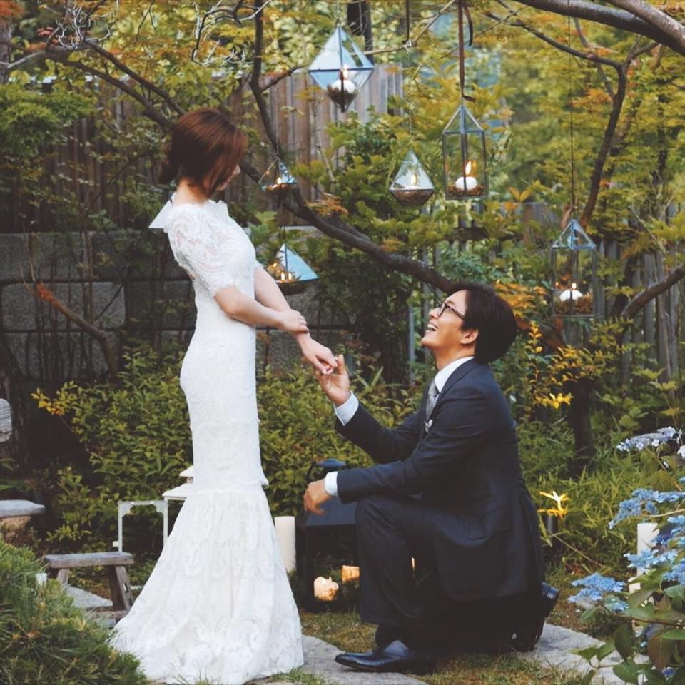 裴勇俊2015年與演員朴秀眞結婚。（翻攝自裴勇俊IG）