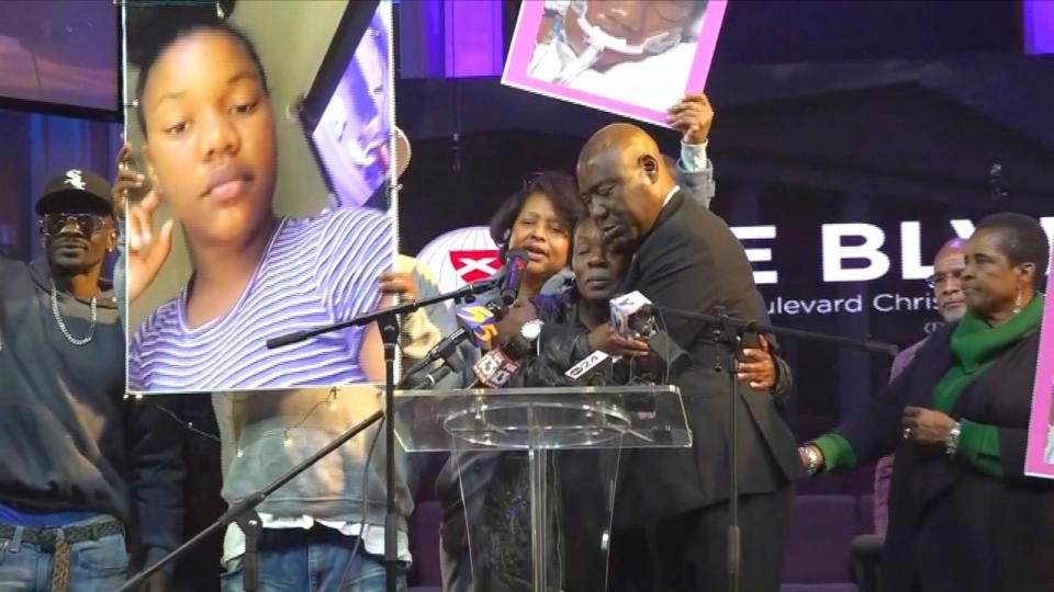 PHOTO: Shona Garner appears at a Nov. 29, 2023, news conference with her attorney Ben Crump to demand answers on how her 17-year-old daughter, Alegend Jones, died while in the custody of the Youth Villages home in the Memphis suburb of Bartlett. (WATN)