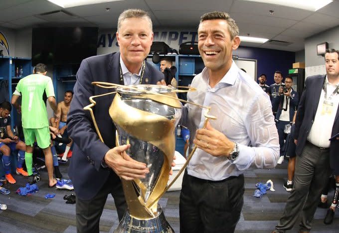 La dupla Ricardo Peláez-Pedro Caixinha ha ganado dos títulos con Cruz Azul (Copa MX y SúperCopa MX) y busca acabar con la sequía de campeonatos de Liga de la institución. / Foto: @Cruz_Azul_FC