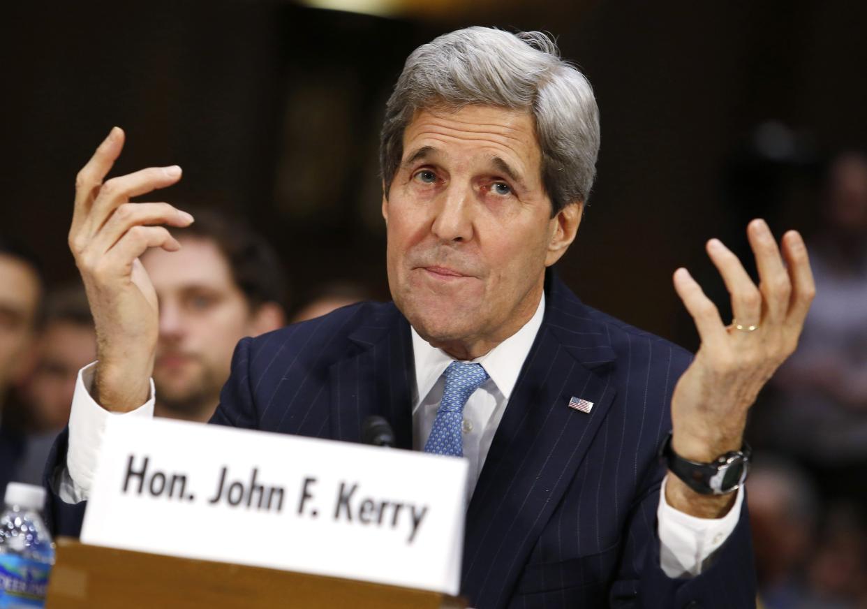 U.S. Secretary of State John Kerry testifies before a Senate Foreign Relations Committee hearing on Authorization for the Use of Military Force Against ISIL on Capitol Hill in Washington, D.C., on Dec. 9, 2014. (Yuri Gripas/Reuters)