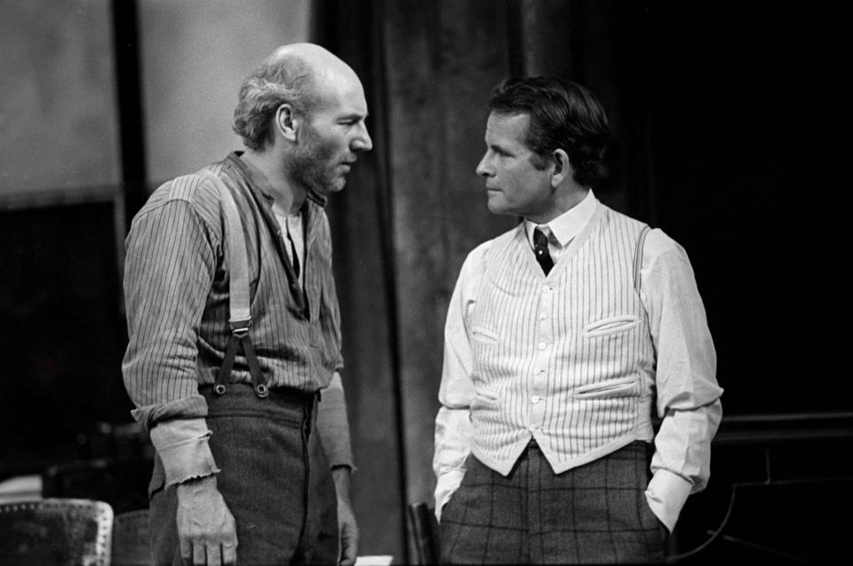 Ian Holm with Patrick Stewart in The Iceman Cometh, Aldwych, 1976 - Laurence Burns /ArenaPAL