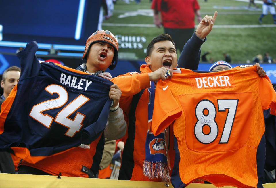 Denver Broncos fans cheer at MetLife Stadium before the NFL Super Bowl XLVIII football game between the Seattle Seahawks and the Broncos Sunday, Feb. 2, 2014, in East Rutherford, N.J. (AP Photo/Evan Vucci)