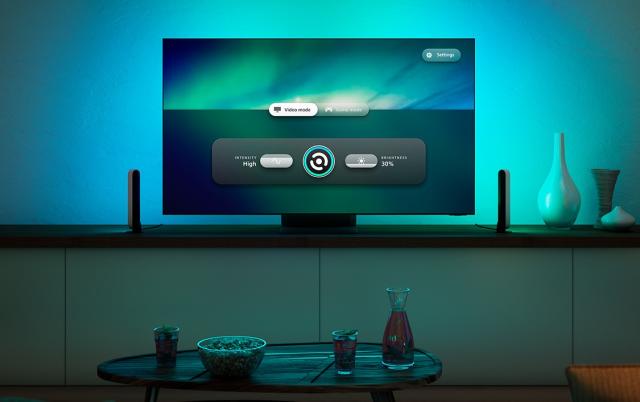 Signify wants you to pay $130 for an that syncs Samsung TVs to Philips Hue lights | Engadget