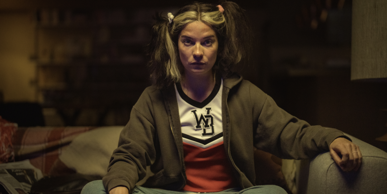 annie murphy as joan in 'joan is awful' in black mirror season 6