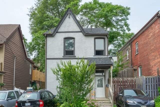 <p><a rel="nofollow noopener" href="https://www.zoocasa.com/toronto-on-real-estate/5120249-242-munro-st-toronto-on-m4m2c2-e4057792" target="_blank" data-ylk="slk:242 Munro St., Toronto, Ont.;elm:context_link;itc:0;sec:content-canvas" class="link ">242 Munro St., Toronto, Ont.</a><br> Location: Toronto, Ontario<br> List Price: $999,000<br> (Photo: Zoocasa) </p>