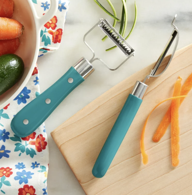 Kuhn Rikon Tomato Knife and Soft Skin Peeler - Cook on Bay