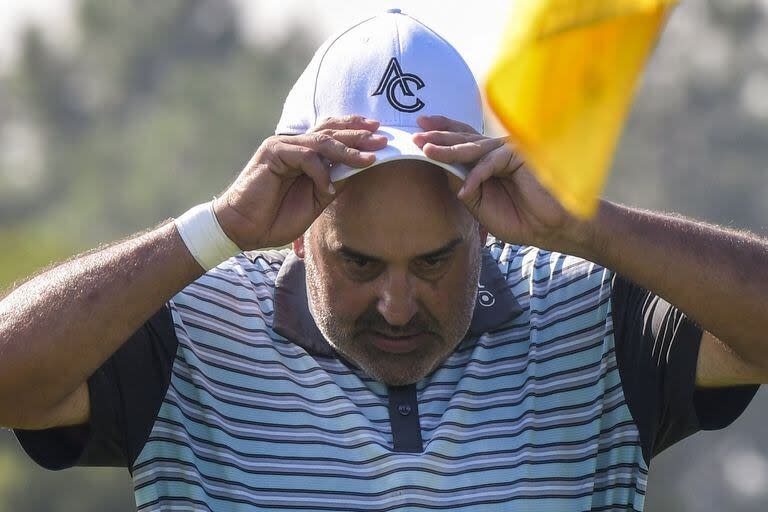 Angel Cabrera peleó la vuelta y terminó con 68 (-2)