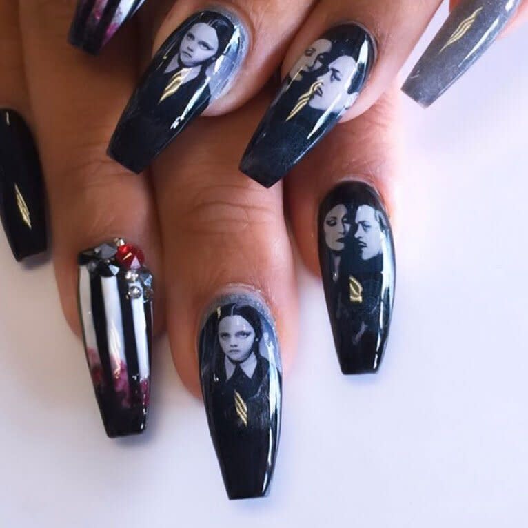 Halloween Nails - Cancer