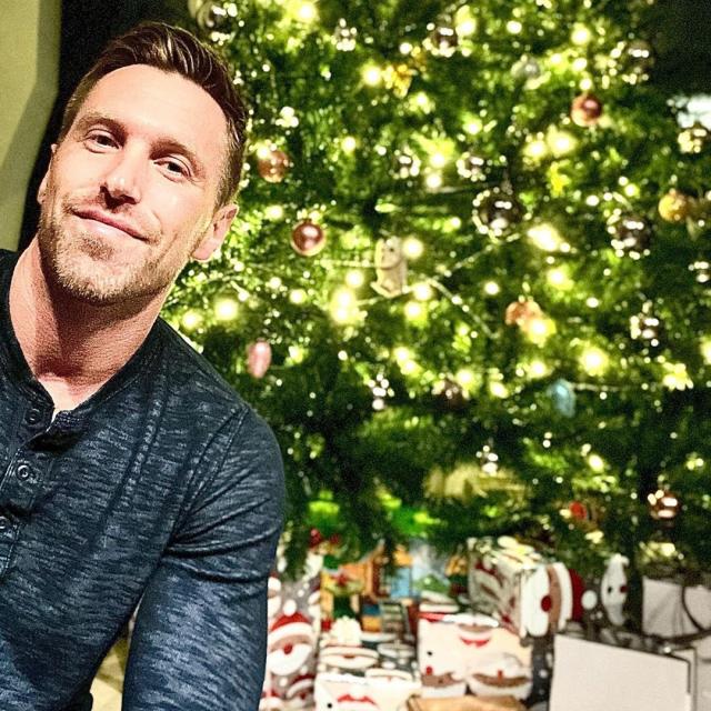 Ryan Serhant Shows Off Beautiful Christmas Tree: Photo