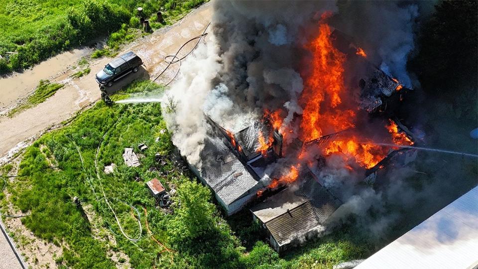 <div>House fire in Kewaskum (Courtesy: Dennis Butz)</div>