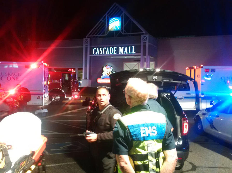 <p>Medics wait to gain access to the Cascade Mall after four people were shot dead in Burlington, Washington, Sept. 24, 2016. (Photo: Sgt Mark Francis/Washington State Patrol/Handout via Reuters) </p>