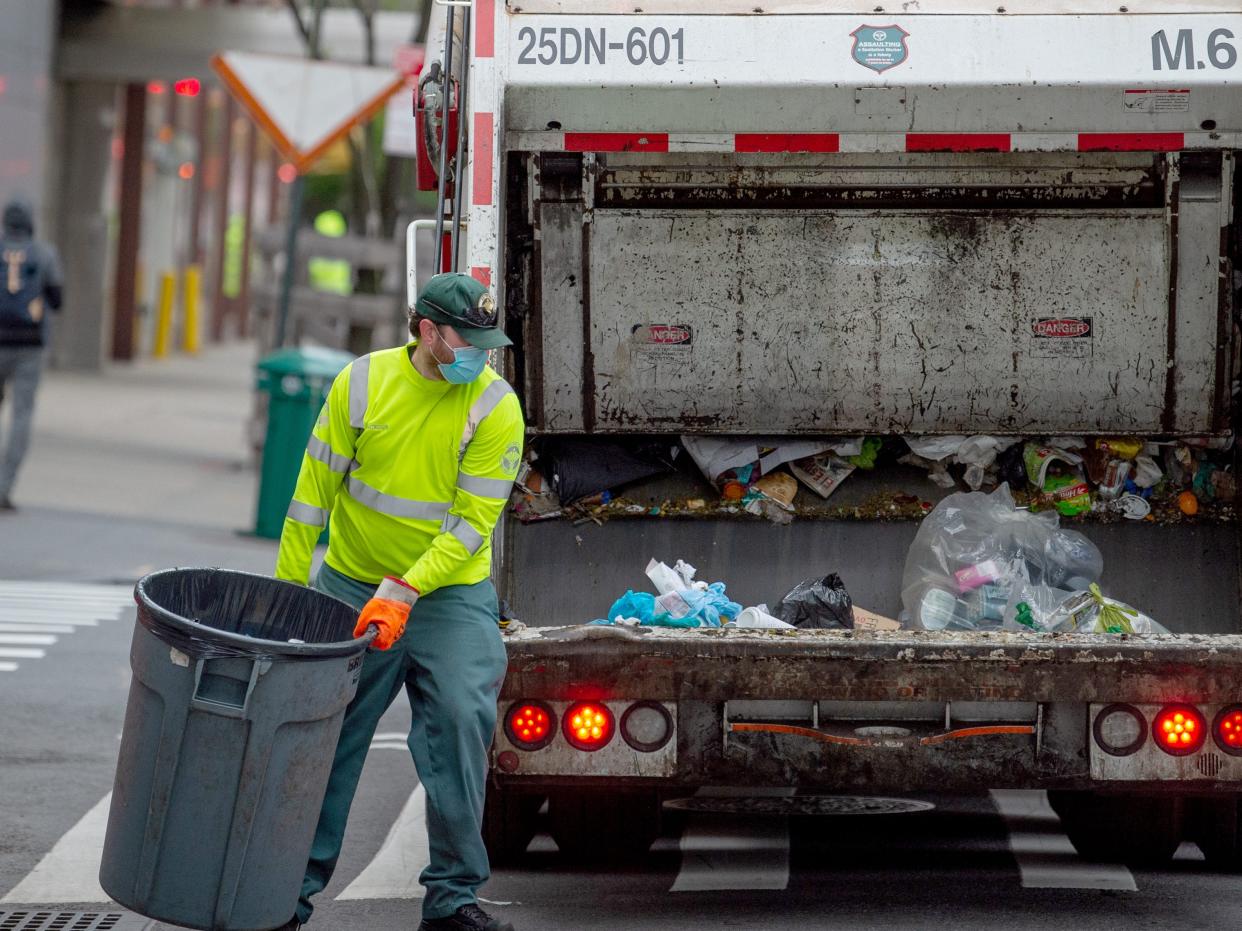 garbage collector sanitation worker