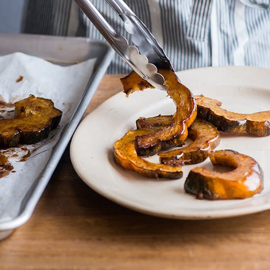 Cinnamon-Spiced Roasted Acorn Squash