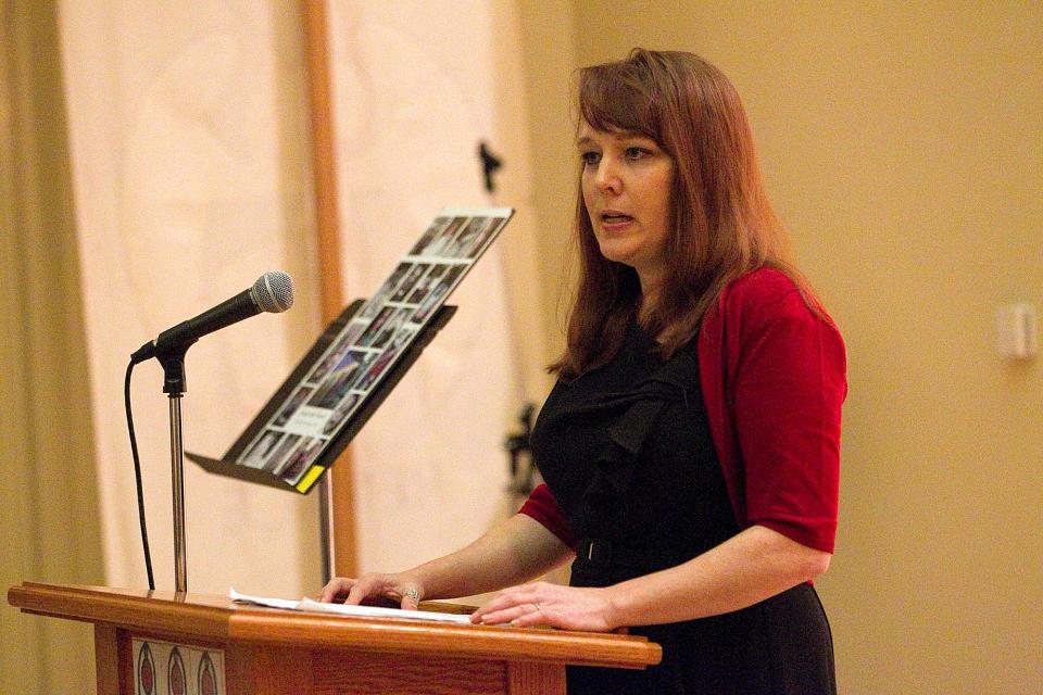 01.08.12 Alberto Mart’nez AMERICAN-STATESMAN -- Elizabeth Crecente, mother of Jennifer Ann Crecente speaks at a vigil against gun violence. Jennifer Ann, a student at Bowie High School, was shot in the back of the head by her ex-boyfriend, Justin Crabbe. The vigil was held at First Methodist Church on Lavaca Street.