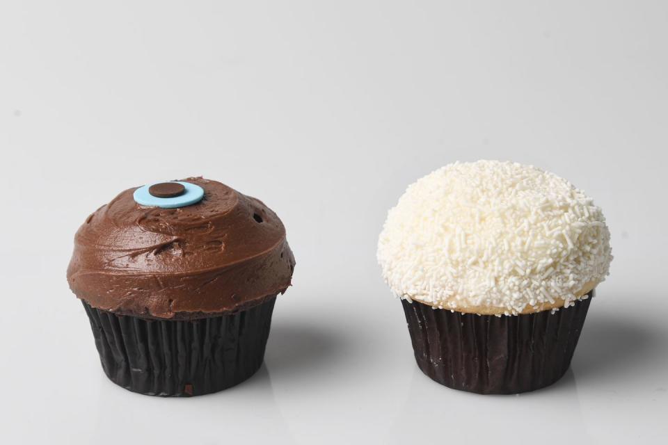 <p>In 2005, Sprinkles Cupcakes opened after the success of Crumbs Bake Shop and Magnolia Bakery, and Baked by Melissa and Georgetown Cupcake weren’t too far behind. Cupcakes became portable mini desserts that people were crazy about.</p>