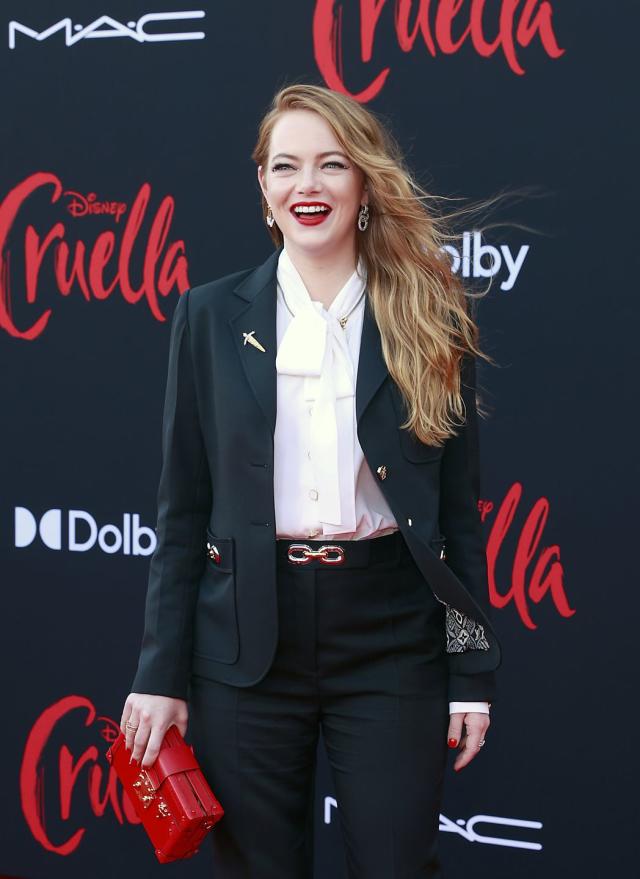 Emma Stone Stunned in a Louis Vuitton Suit During Her First Red Carpet  Since Welcoming Her Daughter
