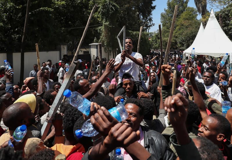 Oromo youth chant slogans during a protest in-front of Jawar Mohammed’s house, an Oromo activist and leader of the Oromo protest in Addis Ababa