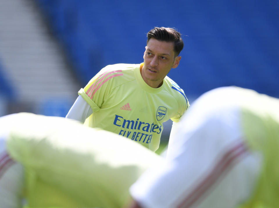 Mesut Özil könnte den FC Arsenal in Richtung Saudi-Arabien verlassen. (Bild: Getty Images)