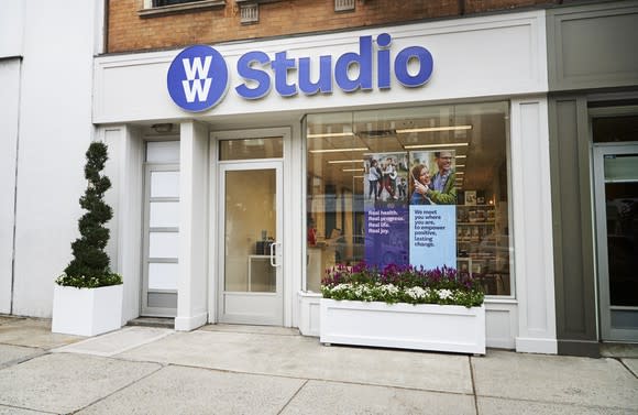 A new WW studio storefront.