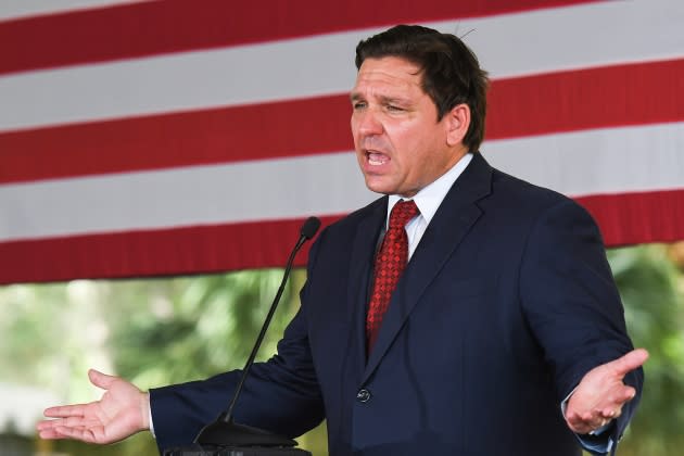 desantis-abandons-migrants.jpg Florida Gov. Ron DeSantis speaks to supporters at a campaign - Credit: Paul Hennessy/SOPA Images/LightRocket/Getty Images