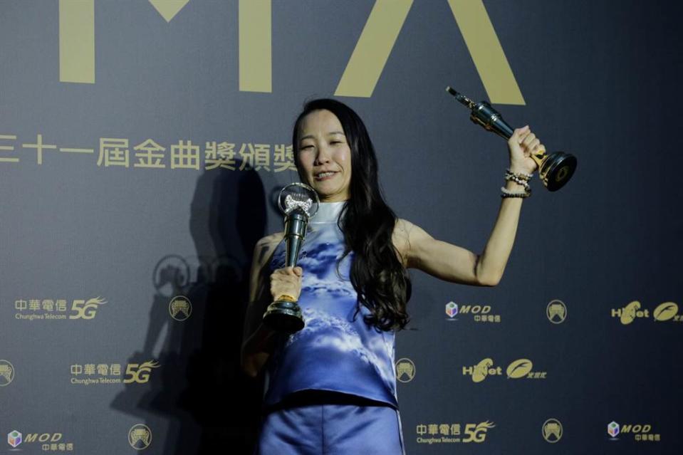米莎連奪最佳客語歌手獎、最佳客語專輯獎。（圖／廖映翔）