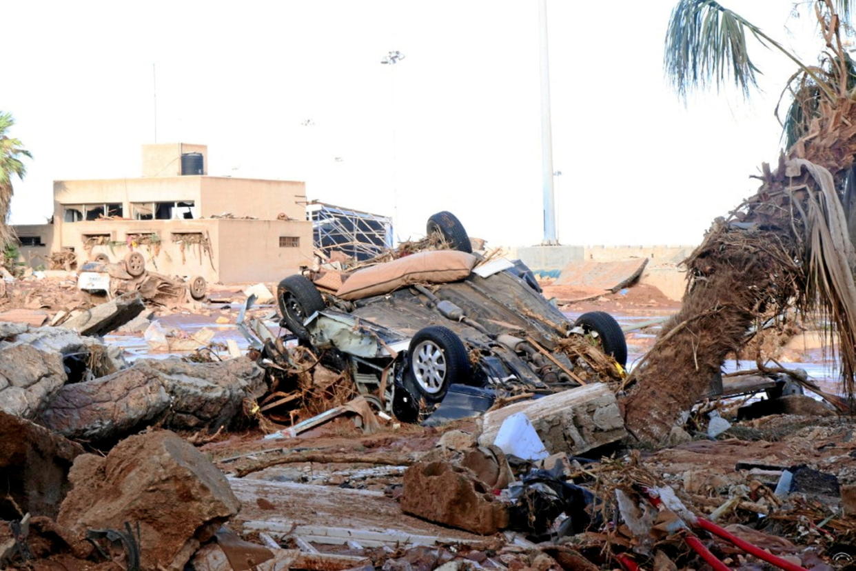 Le bilan, qui s'élève à plus de 3 800 victimes, pourrait encore s'alourdir.  - Credit:ABDULLAH MOHAMMED BONJA / ANADOLU AGENCY / Anadolu Agency via AFP