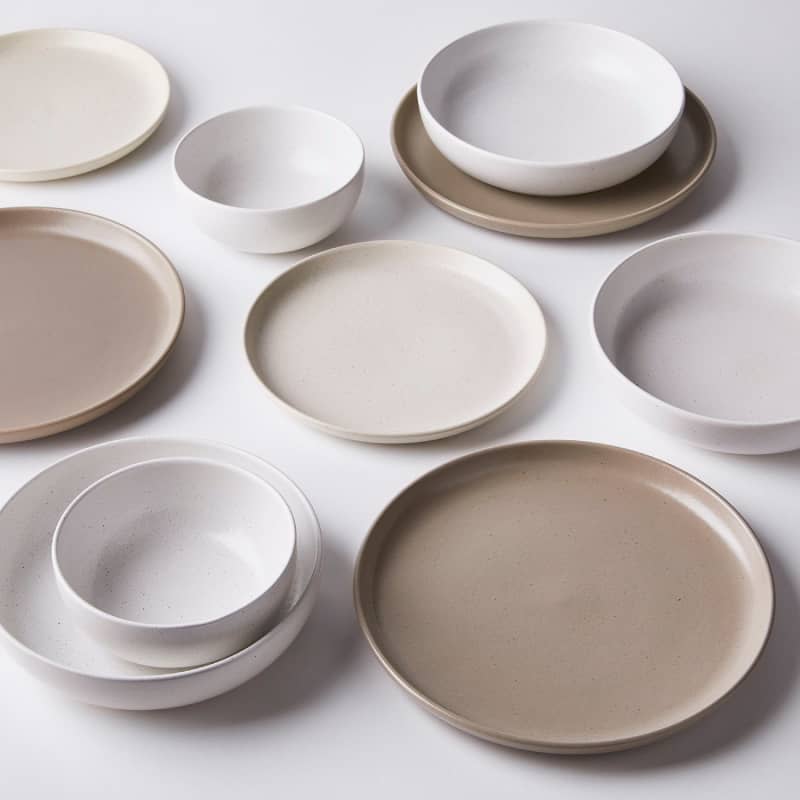 Casafina Modern Classic Ceramic Dinnerware (12-Piece Set with Soup Bowl)