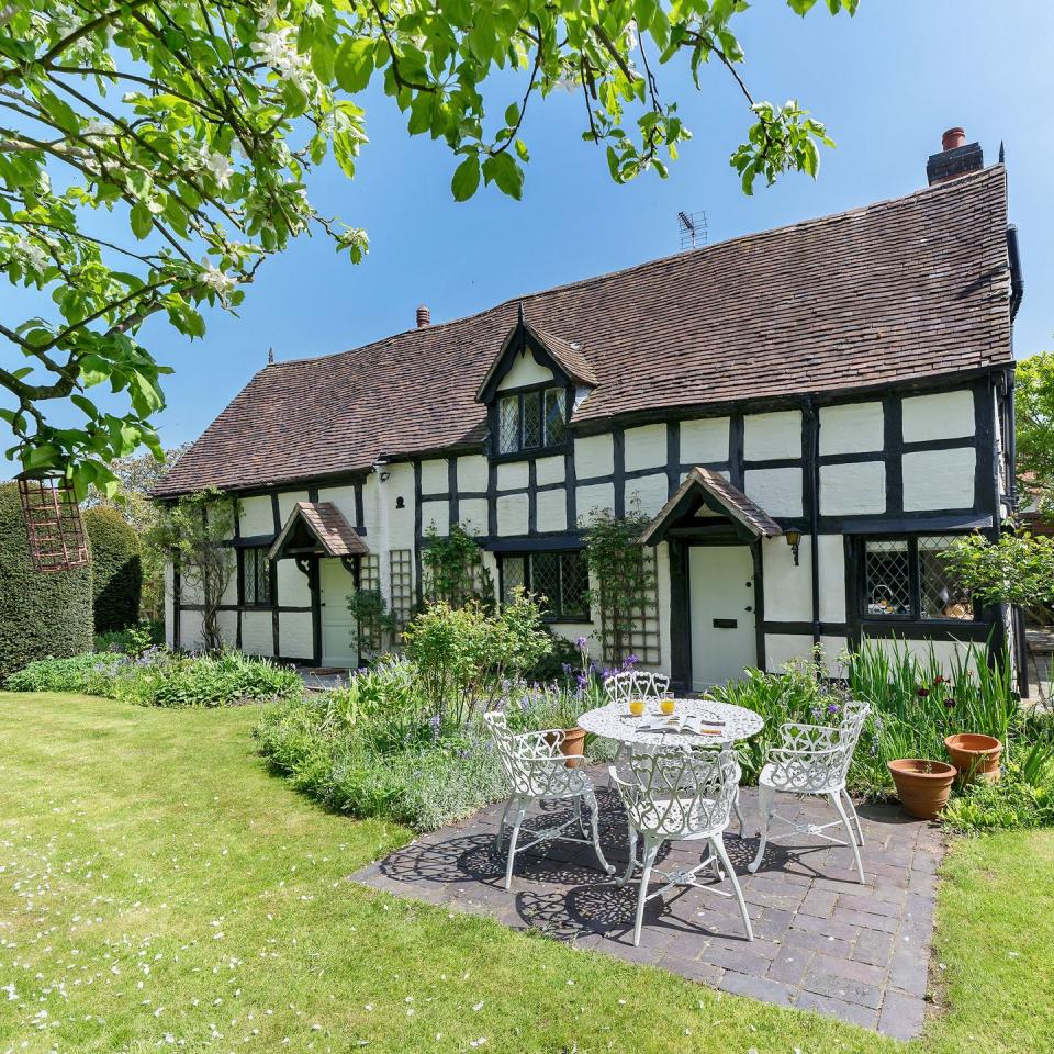 #CottageWeek 2019:  Manor Cottage, Worcestershire