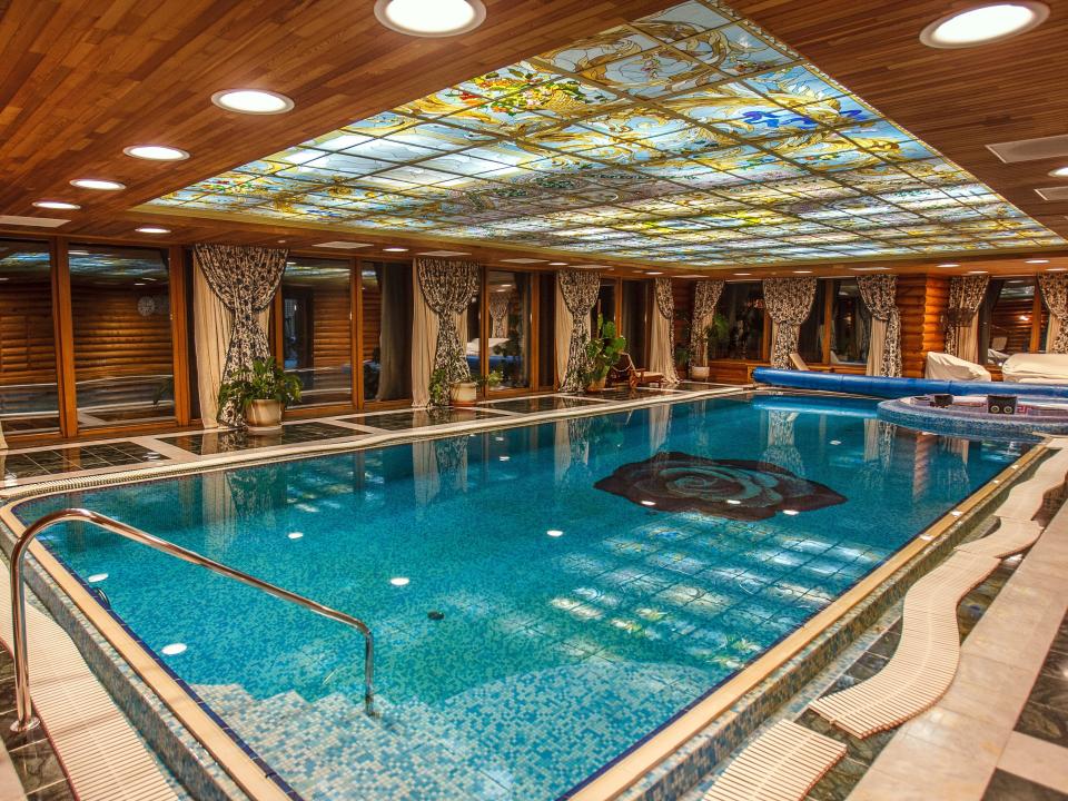 An indoor swimming pool within Medvedchuk's dacha.