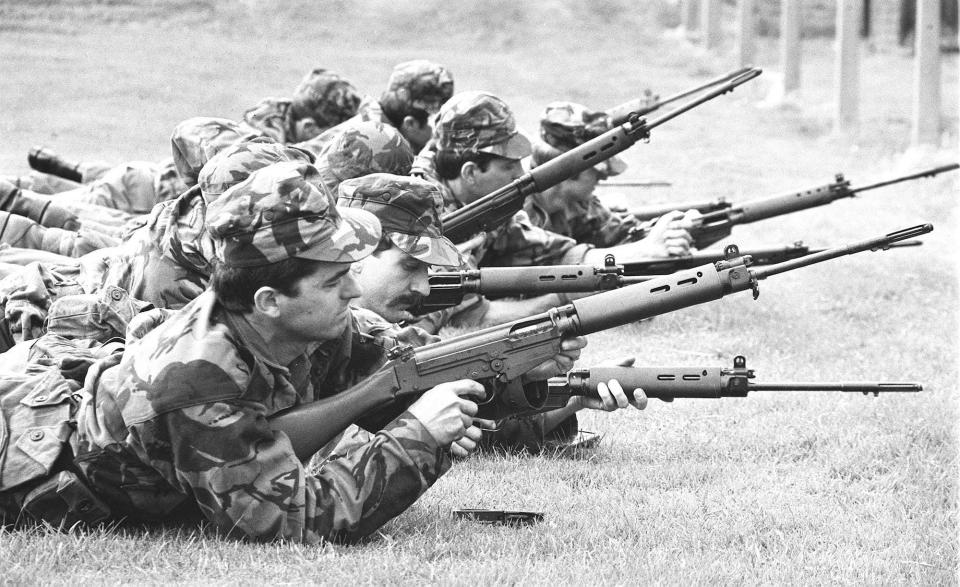 British SAS troops during rifle marksmanship training