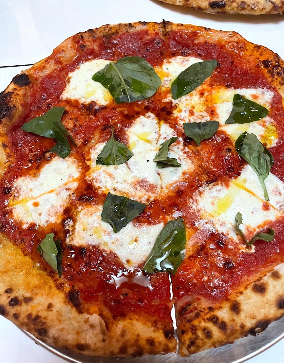 Margherita pizza at Jon & Vinny's