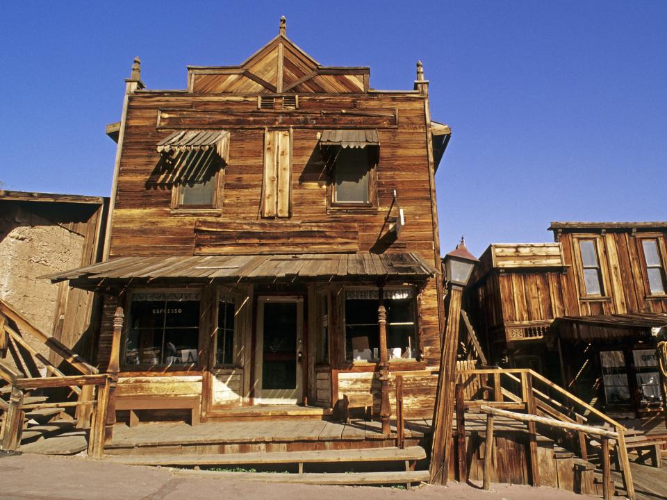 dilapidated building in calico, CA