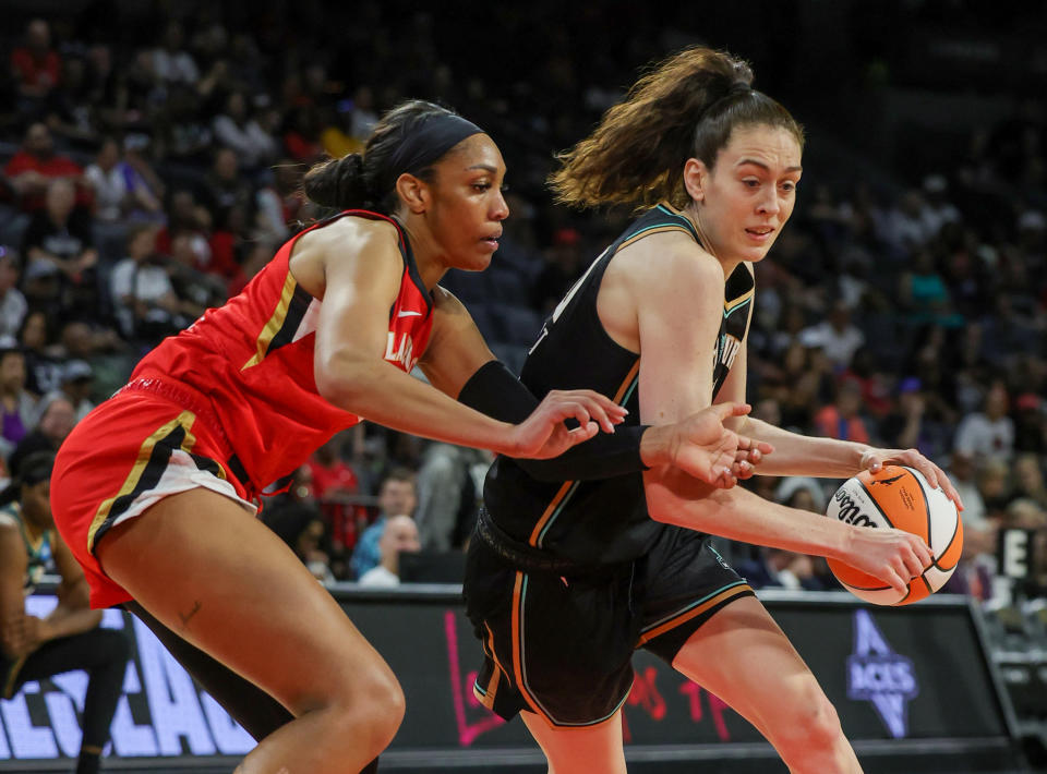 A&#39;ja Wilson and Breanna Stewart are the captains for the 2023 WNBA All-Star teams. (Photo by Ethan Miller/Getty Images)