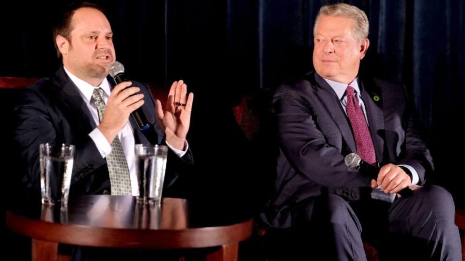 Jeff Skoll and Al Gore in 2017