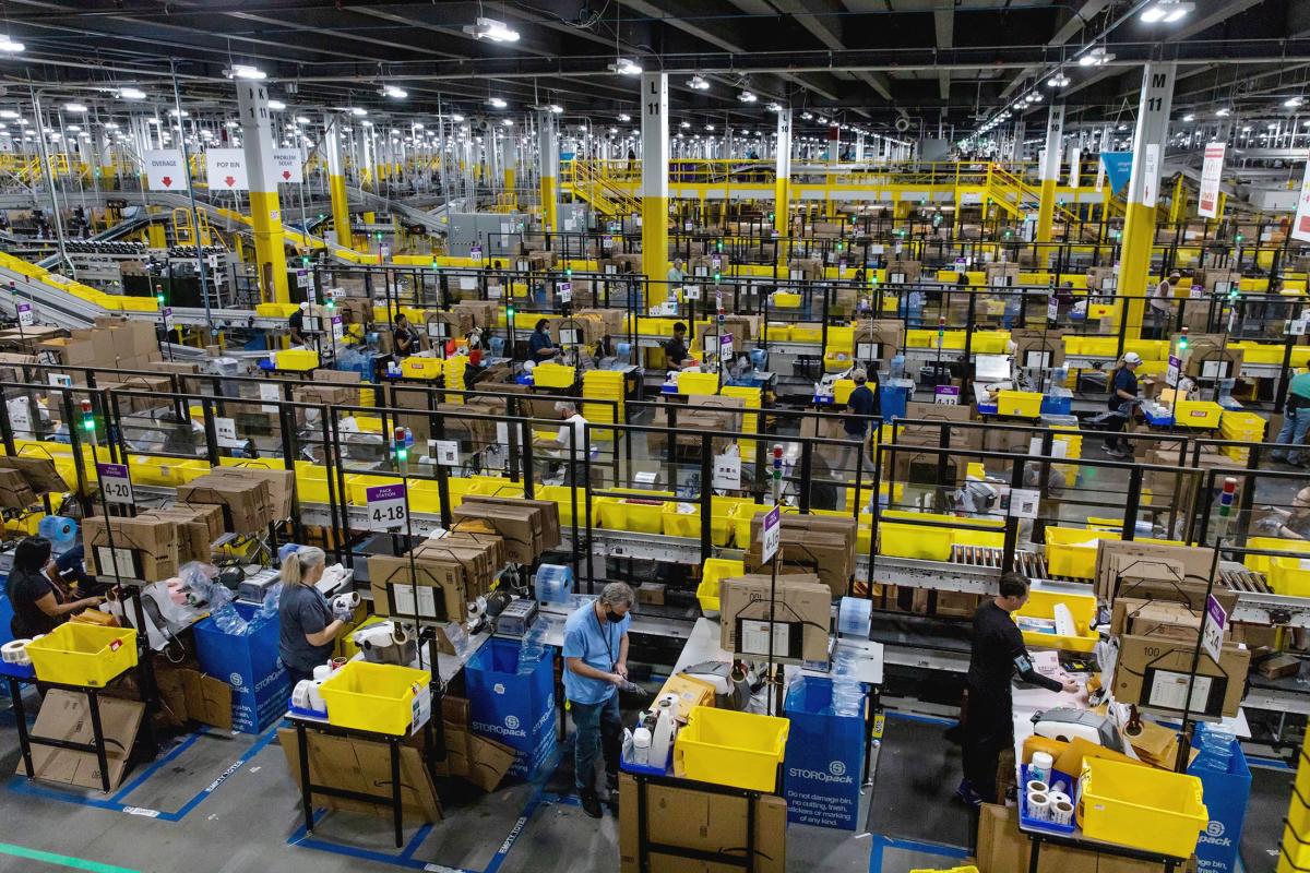 Closes, Abandons Plans for Dozens of US Warehouses