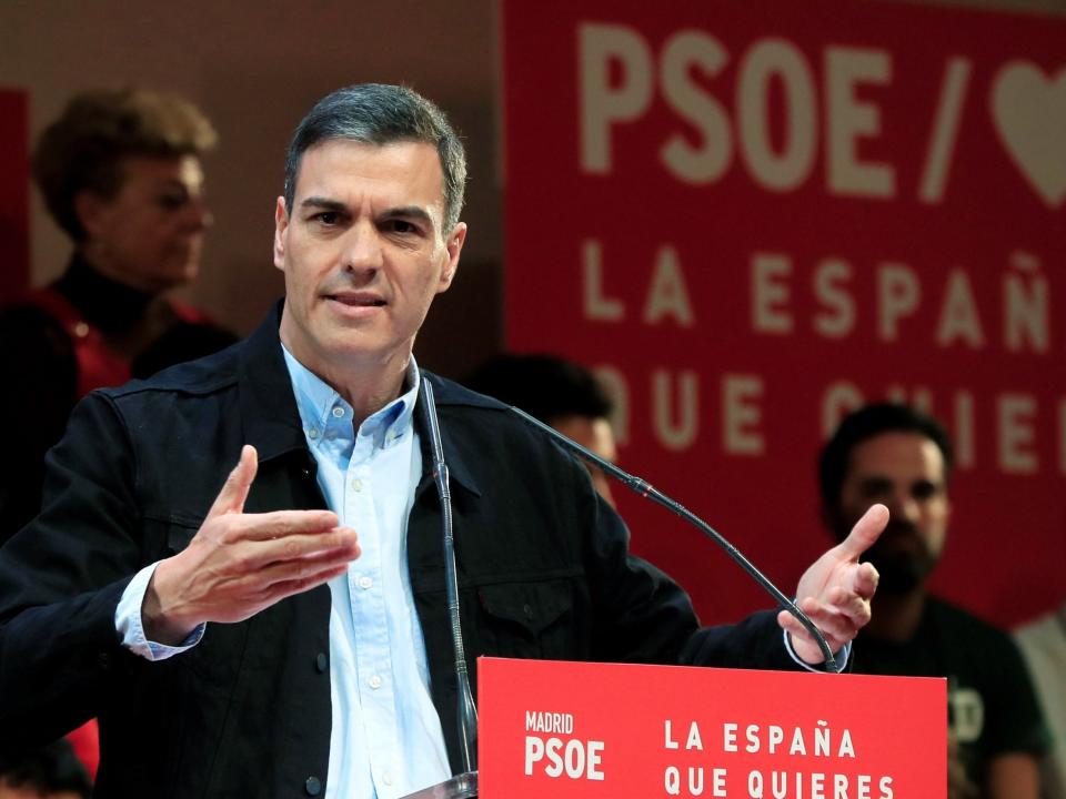 Spain election: Prime minister Pedro Sanchez set to stay in power with left-wing coalition, polls show