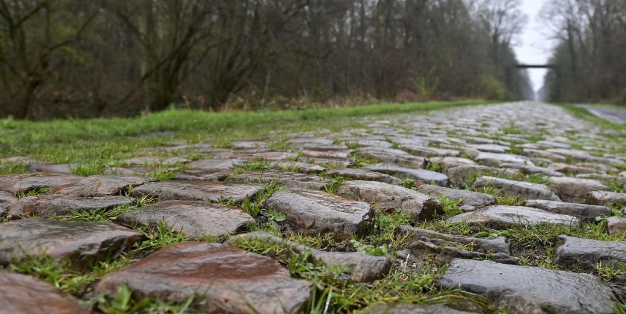 cycling paris roubaix preparations thursday