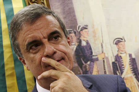 Brazil's General Attorney Jose Eduardo Cardozo gestures during a session of the impeachment committee against Brazilian President Dilma Rousseff, in Brasilia, Brazil, April 11, 2016. REUTERS/Ueslei Marcelino