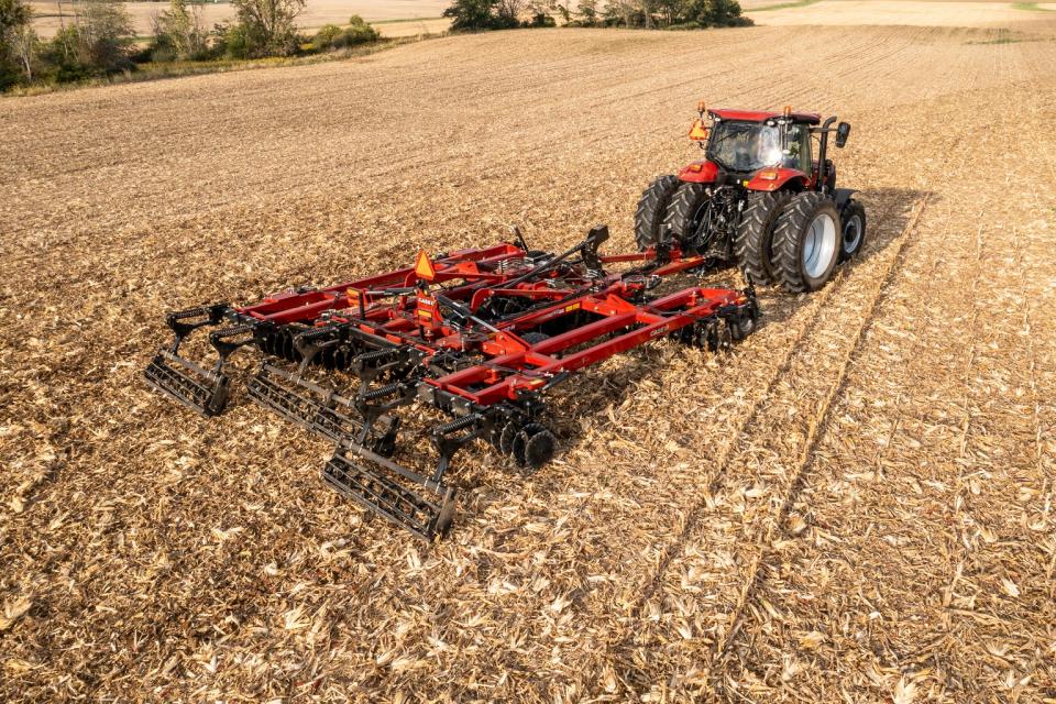 Case IH Agronomic design for vertical tillage