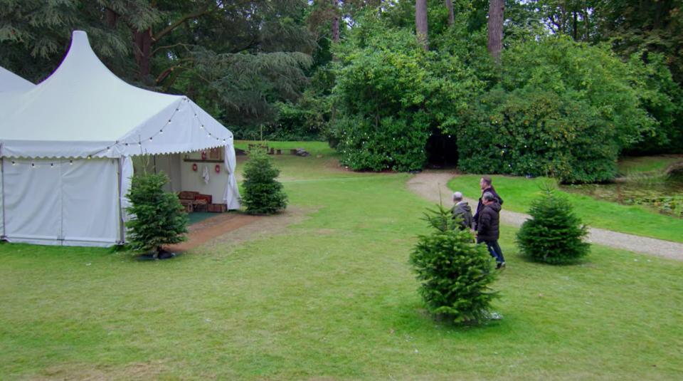 The opening of Season 3 of "The Great British Baking Show: Holidays" on Netflix. (Photo: Netflix/"The Great British Baking Show: Holidays")