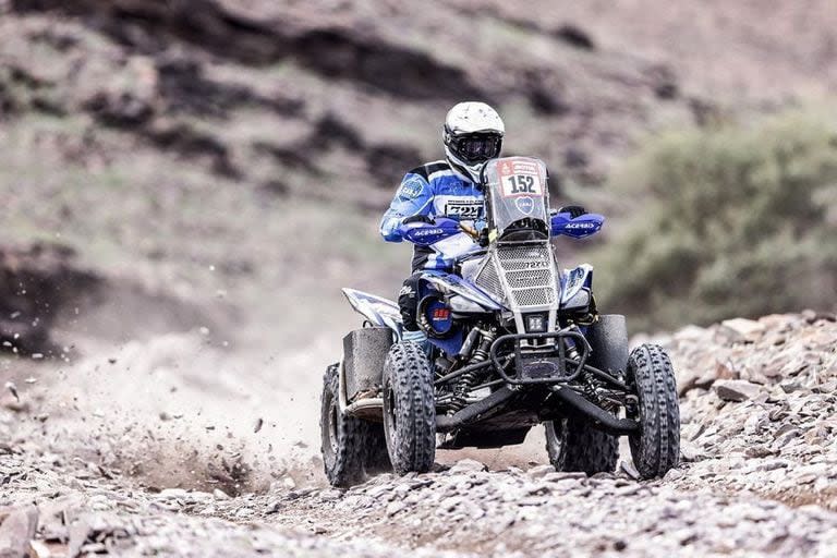 Manuel Andújar levantó la bandera argentina a lo más alto con su triunfo en cuatriciclos; es su segundo título en el Rally Dakar