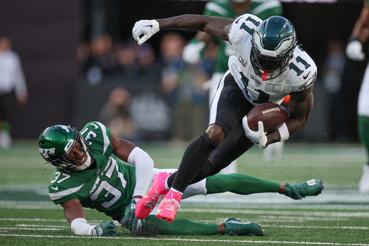 Una INT tardía de los Jets y un TD de Breece Hall sorprendieron a los Eagles mientras caía el último equipo invicto de la NFL