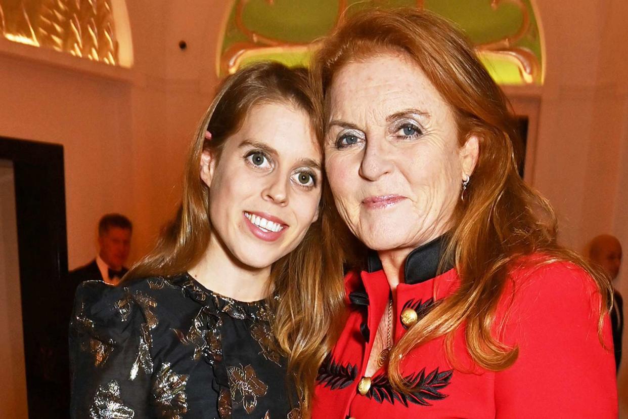 <p>David M. Benett/Dave Benett/Getty</p> Princess Beatrice and Sarah Ferguson at The Lady Garden Gala 2022 at Claridge