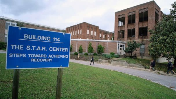 PHOTO: Visitors walk toward Building 114, the S.T.A.R. Center, at Central State Hospital in Dinwiddie County, Va., on May 17, 2018. (Richmond Times-Dispatch via AP, FILE)