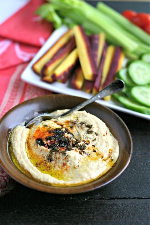 <p>Yes, you can make hummus from dried beans in under an hour!</p><p>Get the recipe from <a href="https://www.everydaymaven.com/instant-pot-hummus/" rel="nofollow noopener" target="_blank" data-ylk="slk:Everyday Maven;elm:context_link;itc:0;sec:content-canvas" class="link ">Everyday Maven</a>. </p>