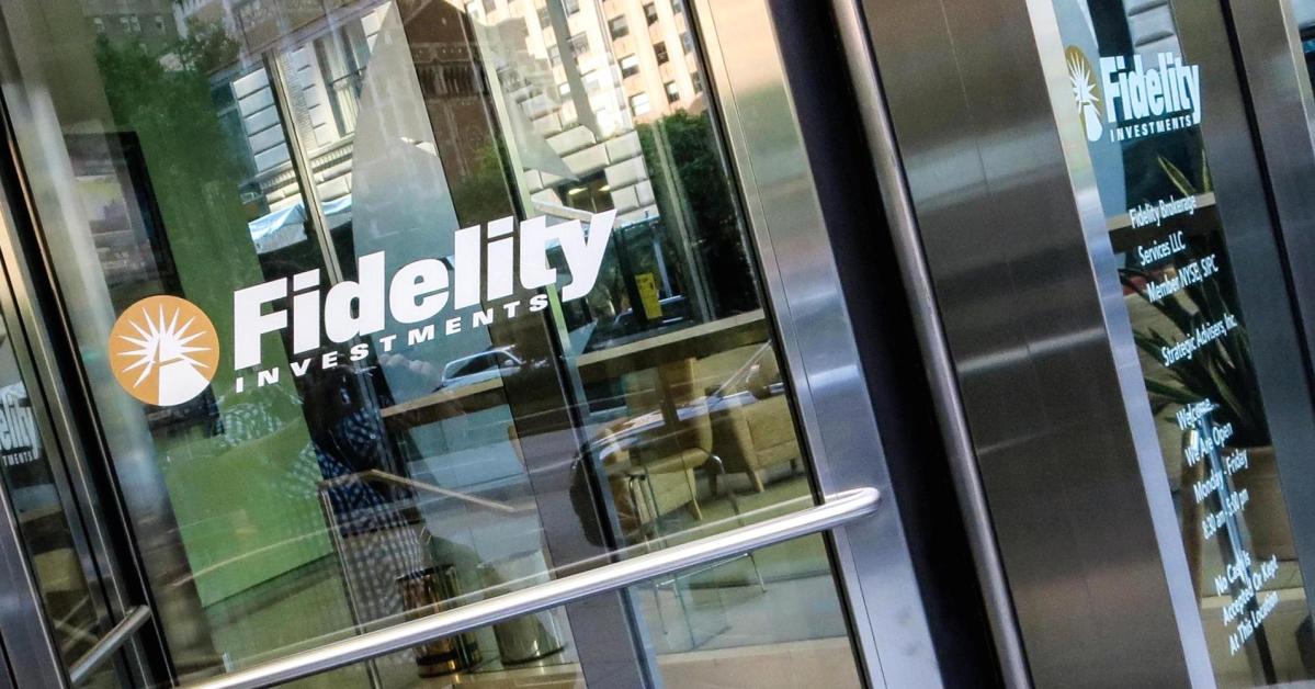 Fidelity Customers Blocked from Accounts by 'Tech Issue' on Website - WSJ