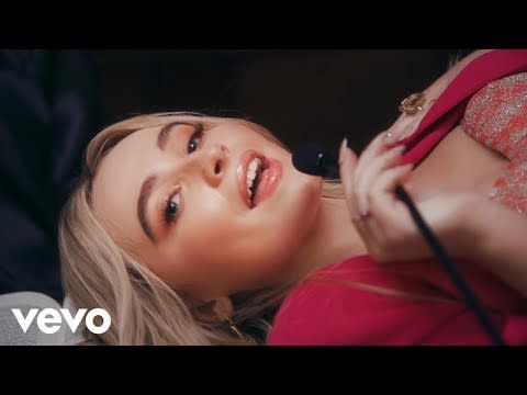 "Sue Me" - Sabrina Carpenter